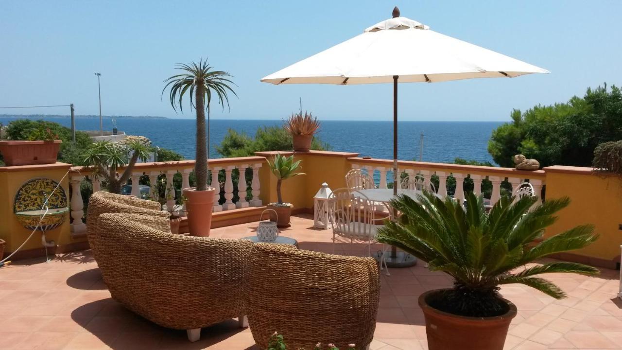 B&B "Raggio Di Sole" Le Castella  Extérieur photo